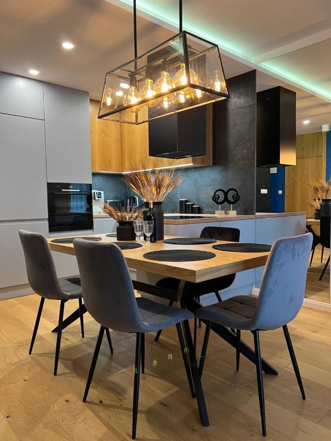 Family & Business Elegant Apartments: Kadzielnia Terrace With Garage Apartment *