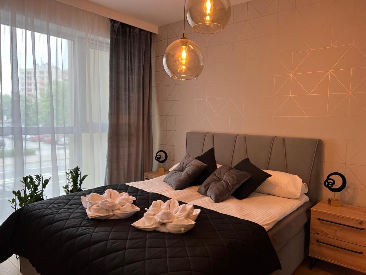 Family & Business Elegant Apartments: Kadzielnia Terrace With Garage Apartment *