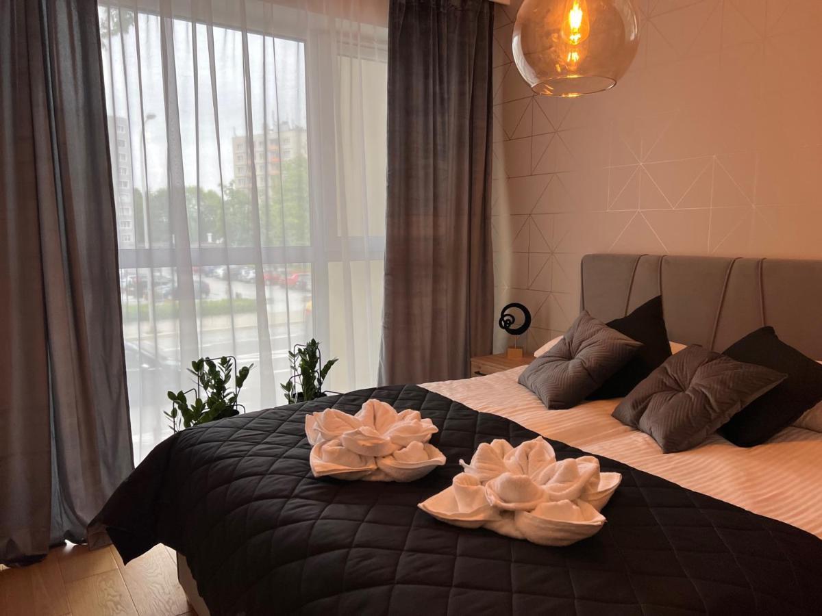Apartment Family & Business Elegant Apartments: Kadzielnia Terrace With Garage Kielce