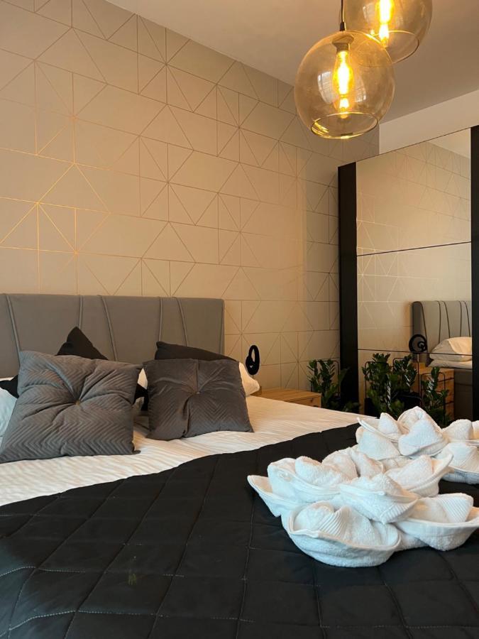 Family & Business Elegant Apartments: Kadzielnia Terrace With Garage * Kielce