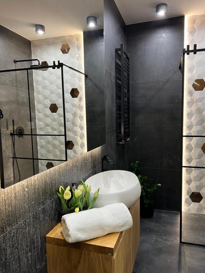 Family & Business Elegant Apartments: Kadzielnia Terrace With Garage * Kielce