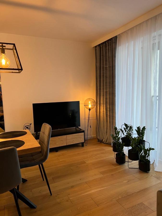 Family & Business Elegant Apartments: Kadzielnia Terrace With Garage Kielce