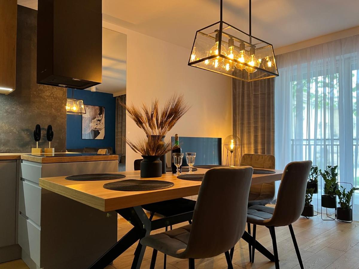 Apartment Family & Business Elegant Apartments: Kadzielnia Terrace With Garage *