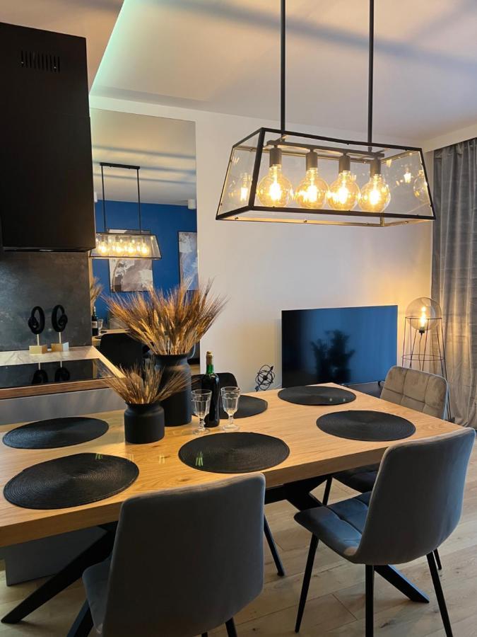 Apartment Family & Business Elegant Apartments: Kadzielnia Terrace With Garage Kielce